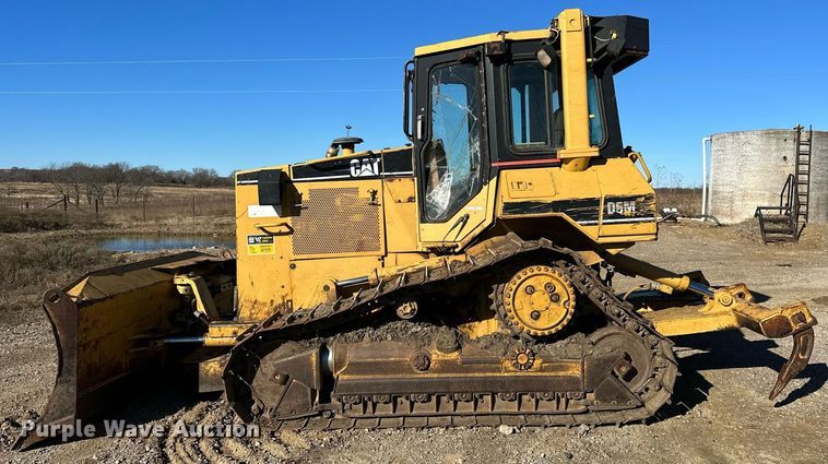 image for item LK9640 1999 Caterpillar D5M XL  dozer