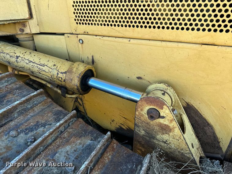 image for item LK9640 1999 Caterpillar D5M XL  dozer