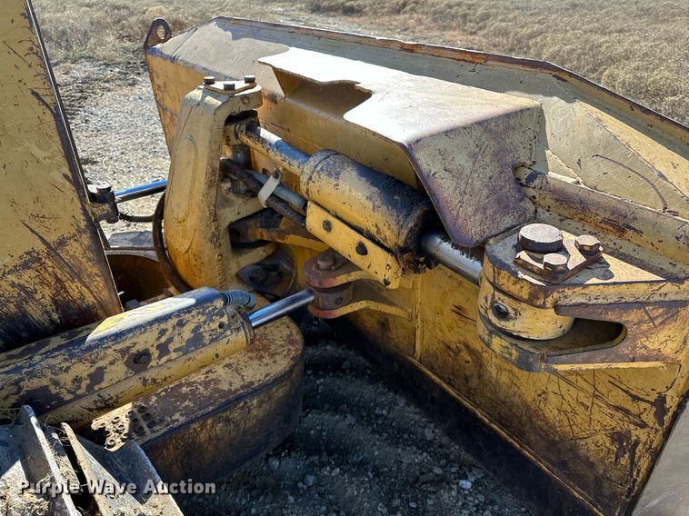 image for item LK9640 1999 Caterpillar D5M XL  dozer