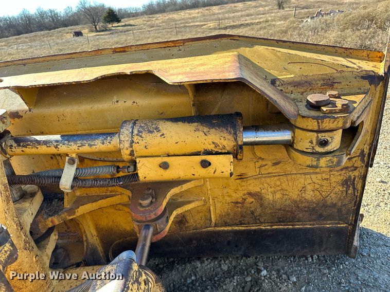 image for item LK9640 1999 Caterpillar D5M XL  dozer