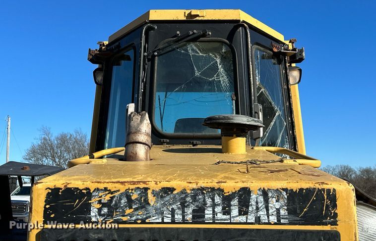 image for item LK9640 1999 Caterpillar D5M XL  dozer