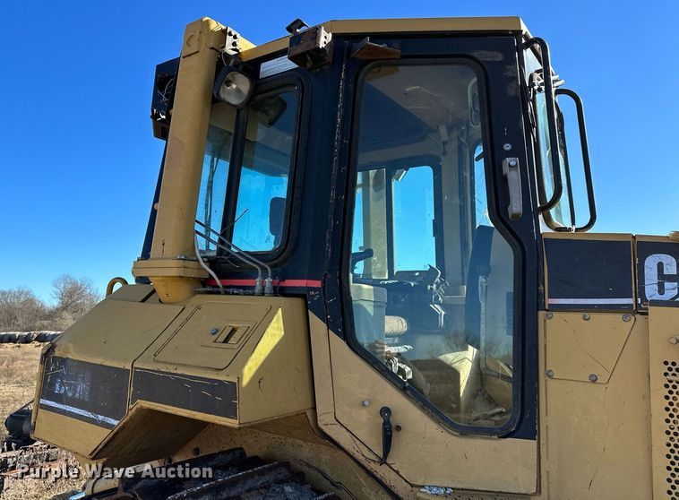 image for item LK9640 1999 Caterpillar D5M XL  dozer