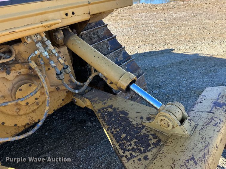 image for item LK9640 1999 Caterpillar D5M XL  dozer