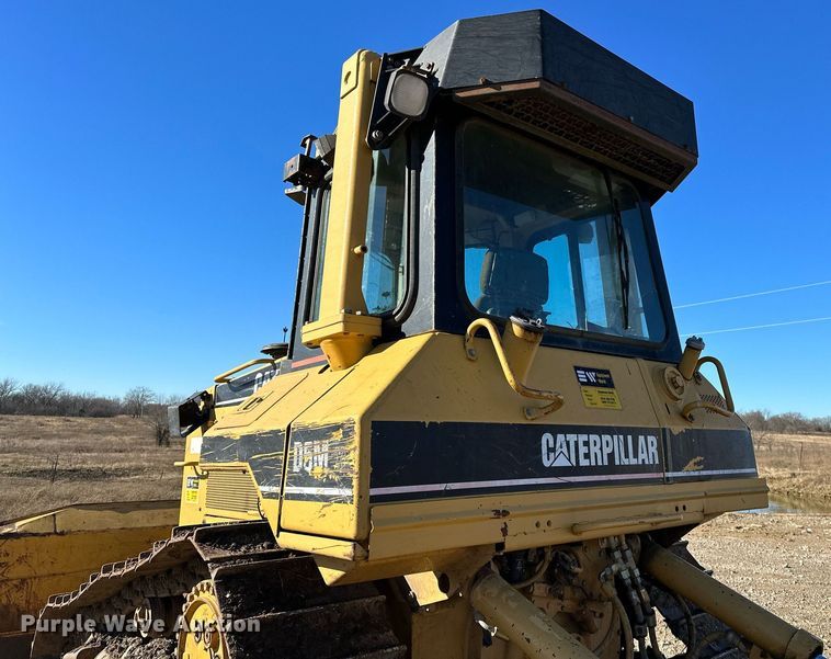 image for item LK9640 1999 Caterpillar D5M XL  dozer