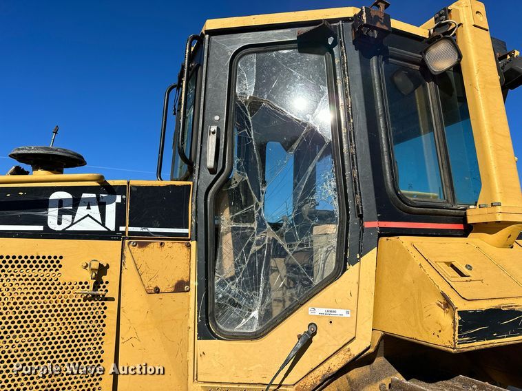 image for item LK9640 1999 Caterpillar D5M XL  dozer