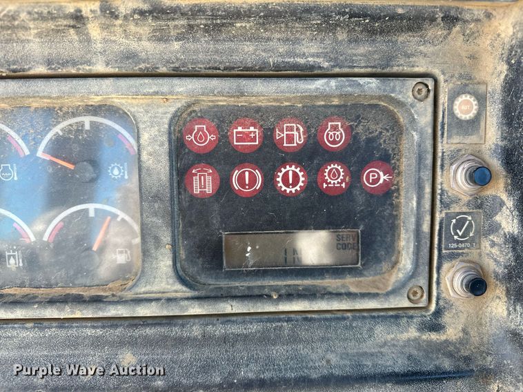 image for item LK9640 1999 Caterpillar D5M XL  dozer