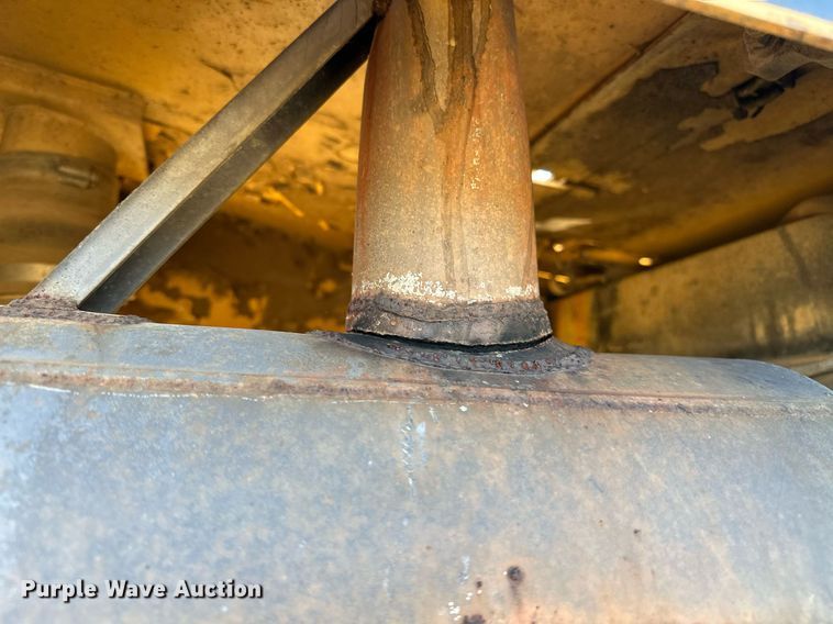 image for item LK9640 1999 Caterpillar D5M XL  dozer