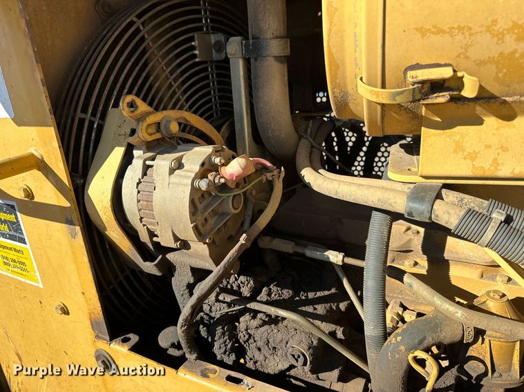 image for item LK9640 1999 Caterpillar D5M XL  dozer