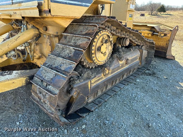 image for item LK9640 1999 Caterpillar D5M XL  dozer