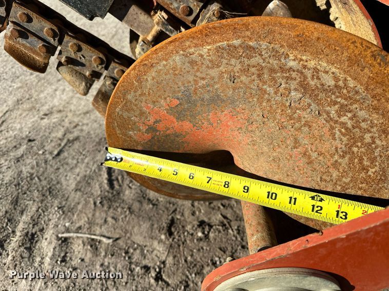 image for item LK9644 2019 Ditch Witch C24X  trencher