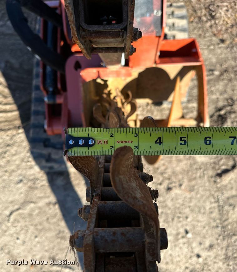 image for item LK9644 2019 Ditch Witch C24X  trencher