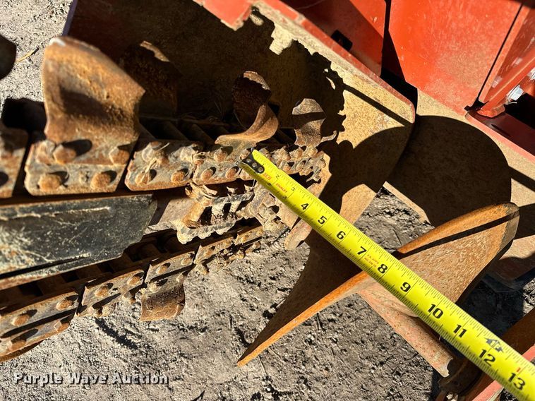 image for item LK9644 2019 Ditch Witch C24X  trencher