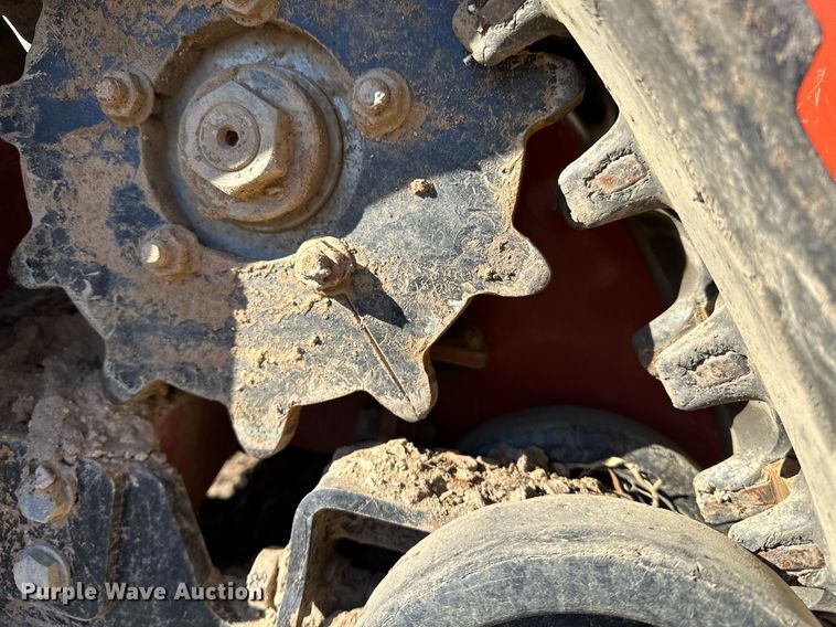 image for item LK9644 2019 Ditch Witch C24X  trencher