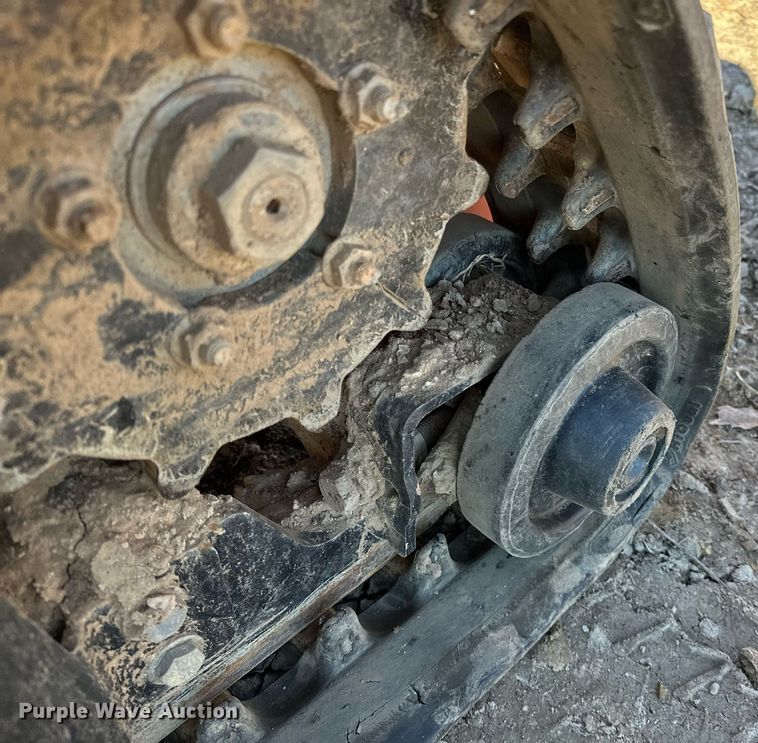 image for item LK9644 2019 Ditch Witch C24X  trencher