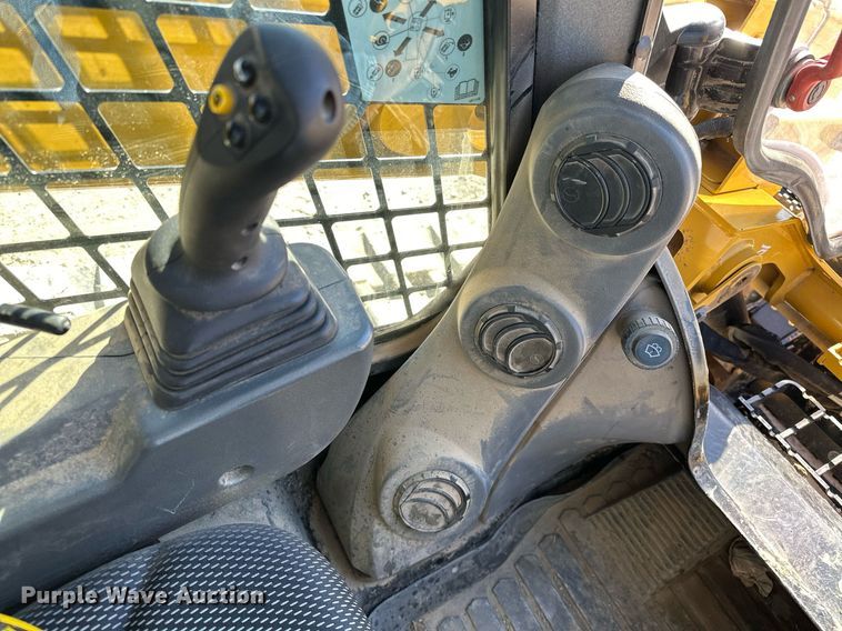 image for item LK9645 2022 Caterpillar 299D3XE  tracked skid steer loader