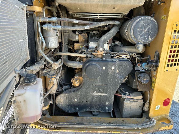 image for item LK9645 2022 Caterpillar 299D3XE  tracked skid steer loader
