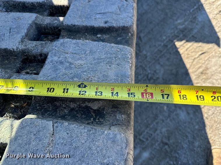 image for item LK9645 2022 Caterpillar 299D3XE  tracked skid steer loader