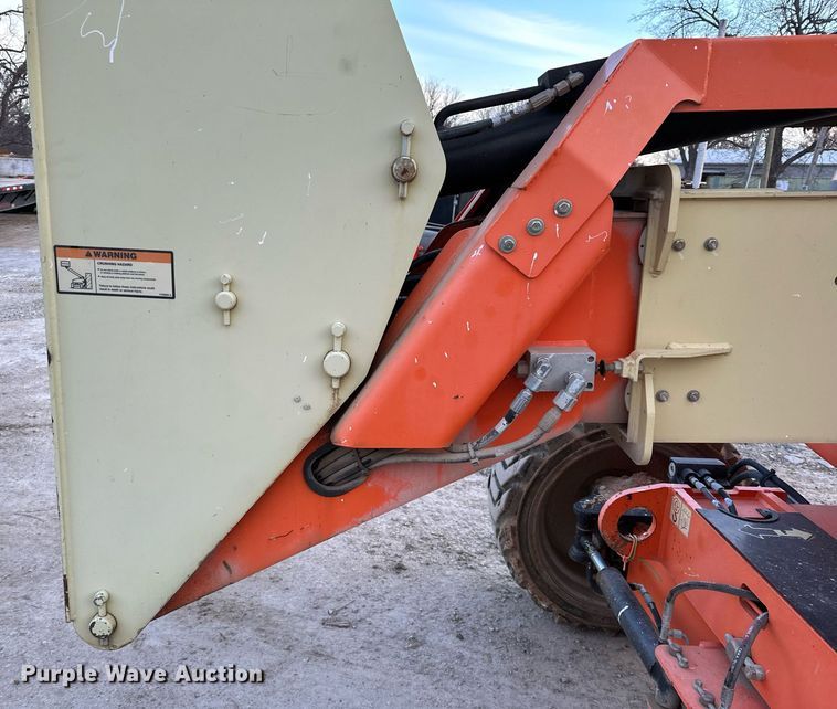 image for item LK9681 2014 JLG 600AJ  boom lift