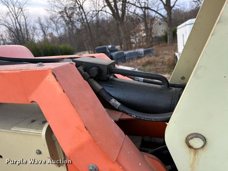 image for item LK9681 2014 JLG 600AJ  boom lift