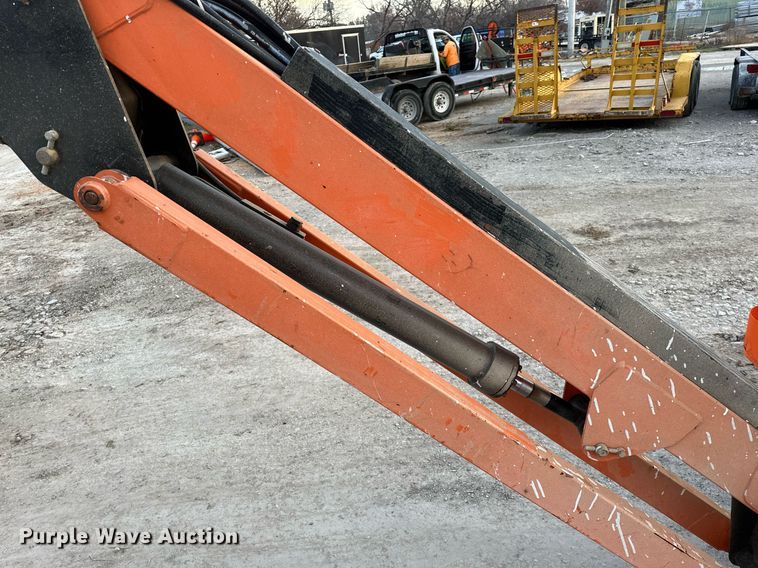 image for item LK9681 2014 JLG 600AJ  boom lift