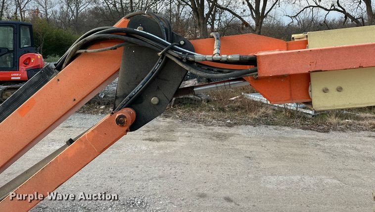 image for item LK9681 2014 JLG 600AJ  boom lift