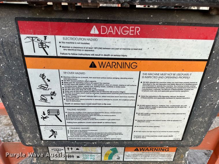 image for item LK9681 2014 JLG 600AJ  boom lift