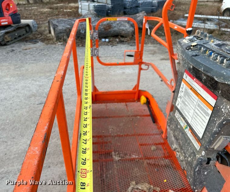 image for item LK9681 2014 JLG 600AJ  boom lift