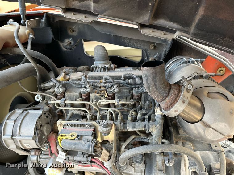 image for item LK9681 2014 JLG 600AJ  boom lift