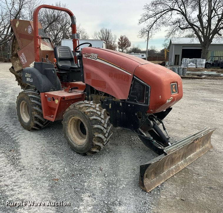 image for item LK9682 2015 Ditch Witch RT55  rock saw