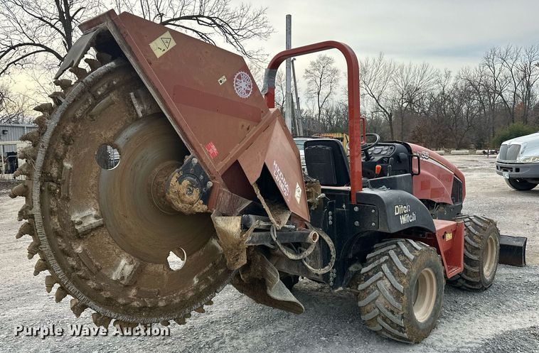 image for item LK9682 2015 Ditch Witch RT55  rock saw