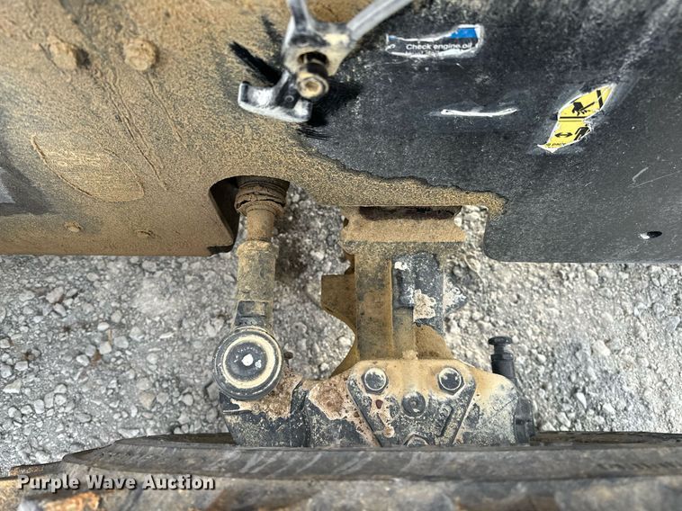 image for item LK9682 2015 Ditch Witch RT55  rock saw