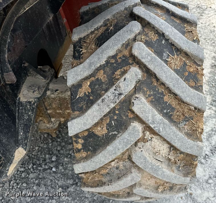 image for item LK9682 2015 Ditch Witch RT55  rock saw