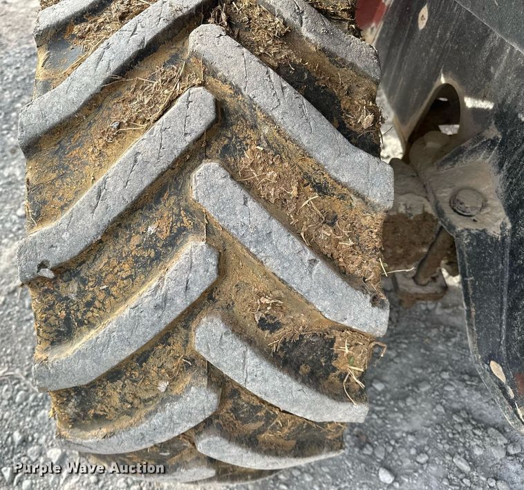 image for item LK9682 2015 Ditch Witch RT55  rock saw