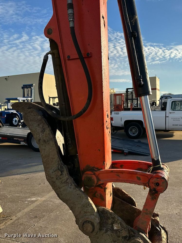 image for item LK9690 2021 Kubota KX080-4S2  mini excavator