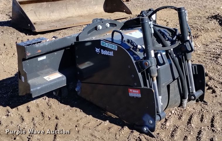 image for item LN9900 2022 Bobcat 24PLA  skid steer cold planer