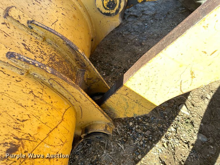 image for item LO9310 1994 John Deere 624G  wheel loader