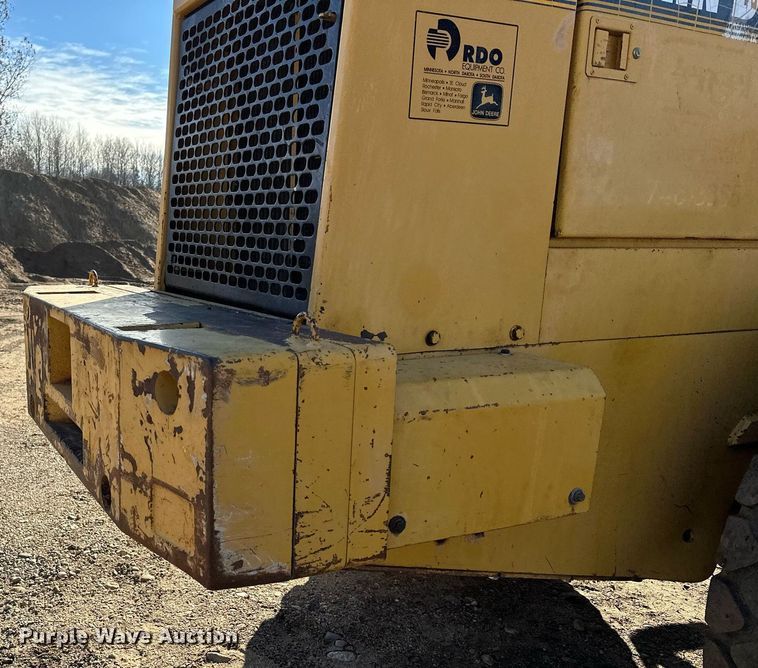 image for item LO9310 1994 John Deere 624G  wheel loader