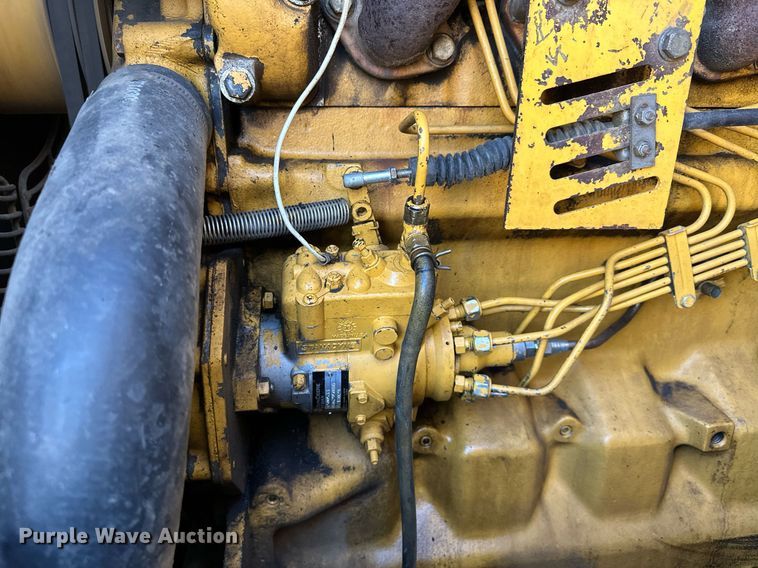 image for item LO9310 1994 John Deere 624G  wheel loader