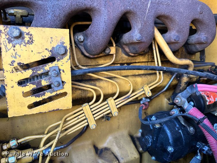 image for item LO9310 1994 John Deere 624G  wheel loader