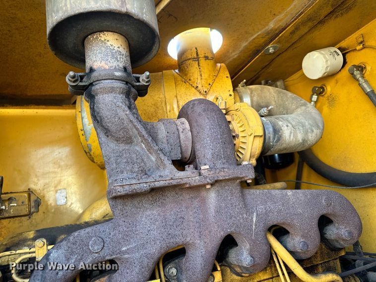 image for item LO9310 1994 John Deere 624G  wheel loader