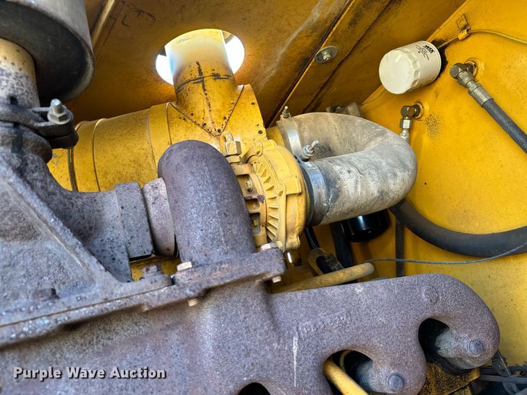 image for item LO9310 1994 John Deere 624G  wheel loader