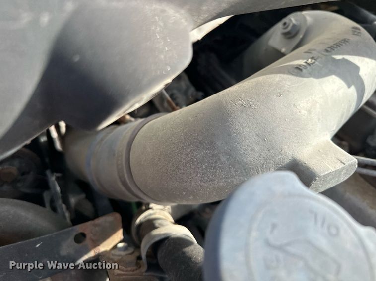 image for item LO9334 1996 Ford CF8000  truck cab and chassis