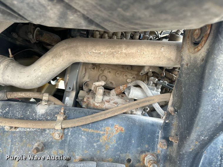 image for item LO9334 1996 Ford CF8000  truck cab and chassis