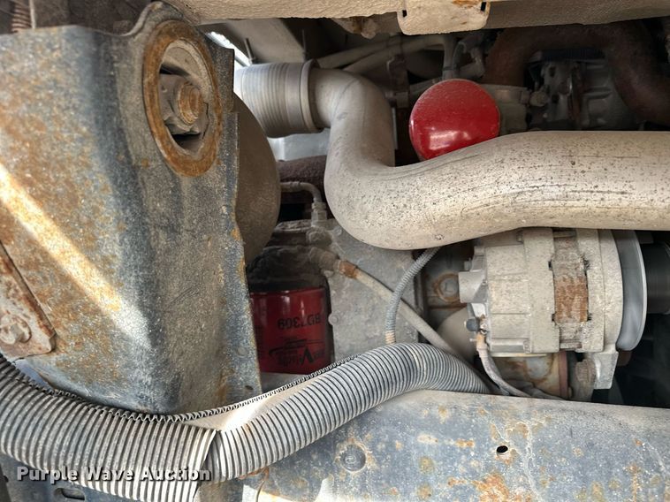 image for item LO9334 1996 Ford CF8000  truck cab and chassis