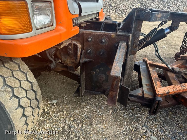 image for item LO9336 2004 Sterling L9500  dump truck