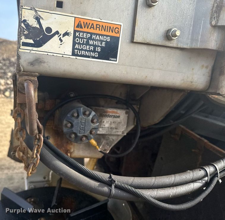 image for item LO9336 2004 Sterling L9500  dump truck