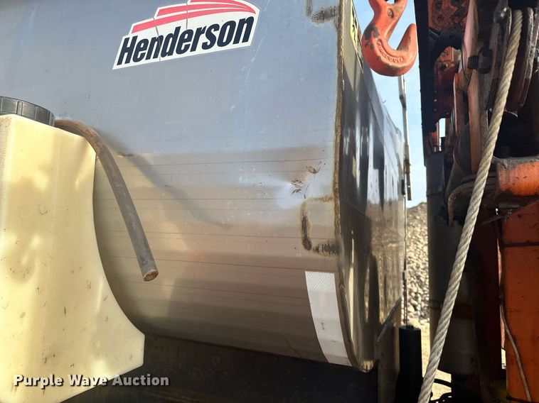 image for item LO9336 2004 Sterling L9500  dump truck