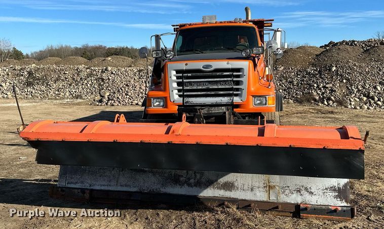 image for item LO9338 2006 Sterling LT  dump truck