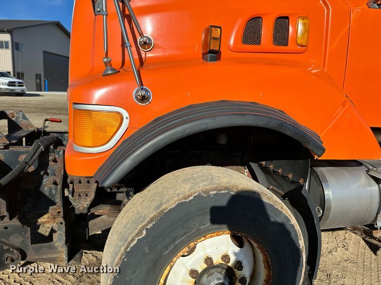 image for item LO9338 2006 Sterling LT  dump truck