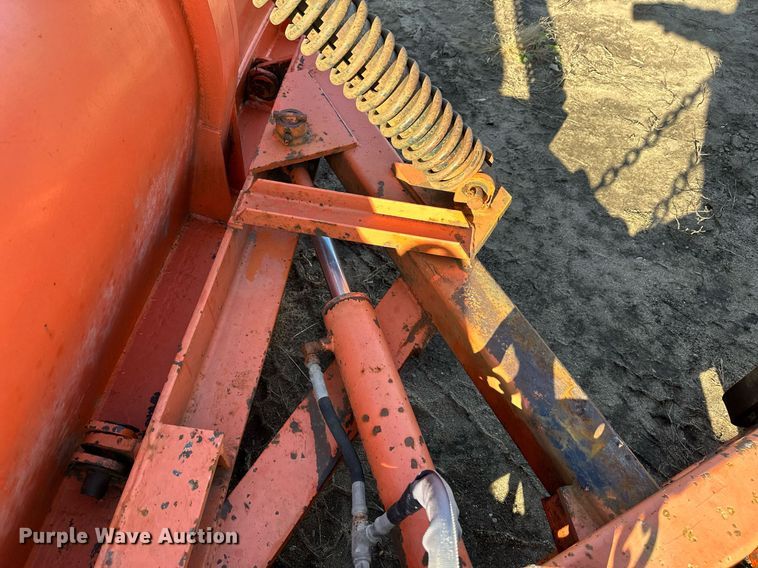 image for item LO9338 2006 Sterling LT  dump truck